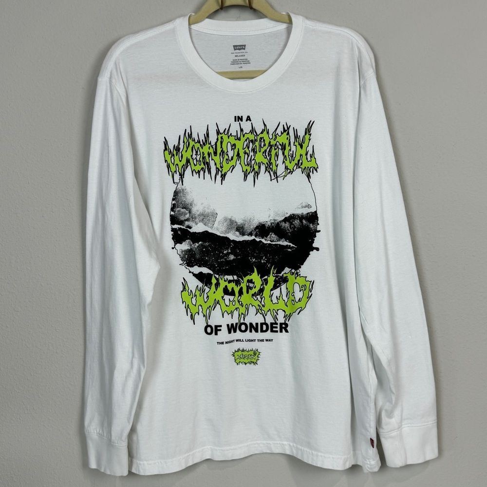 Levi’s Long Sleeve Wonderful World Glow in the Dark T-shirt L